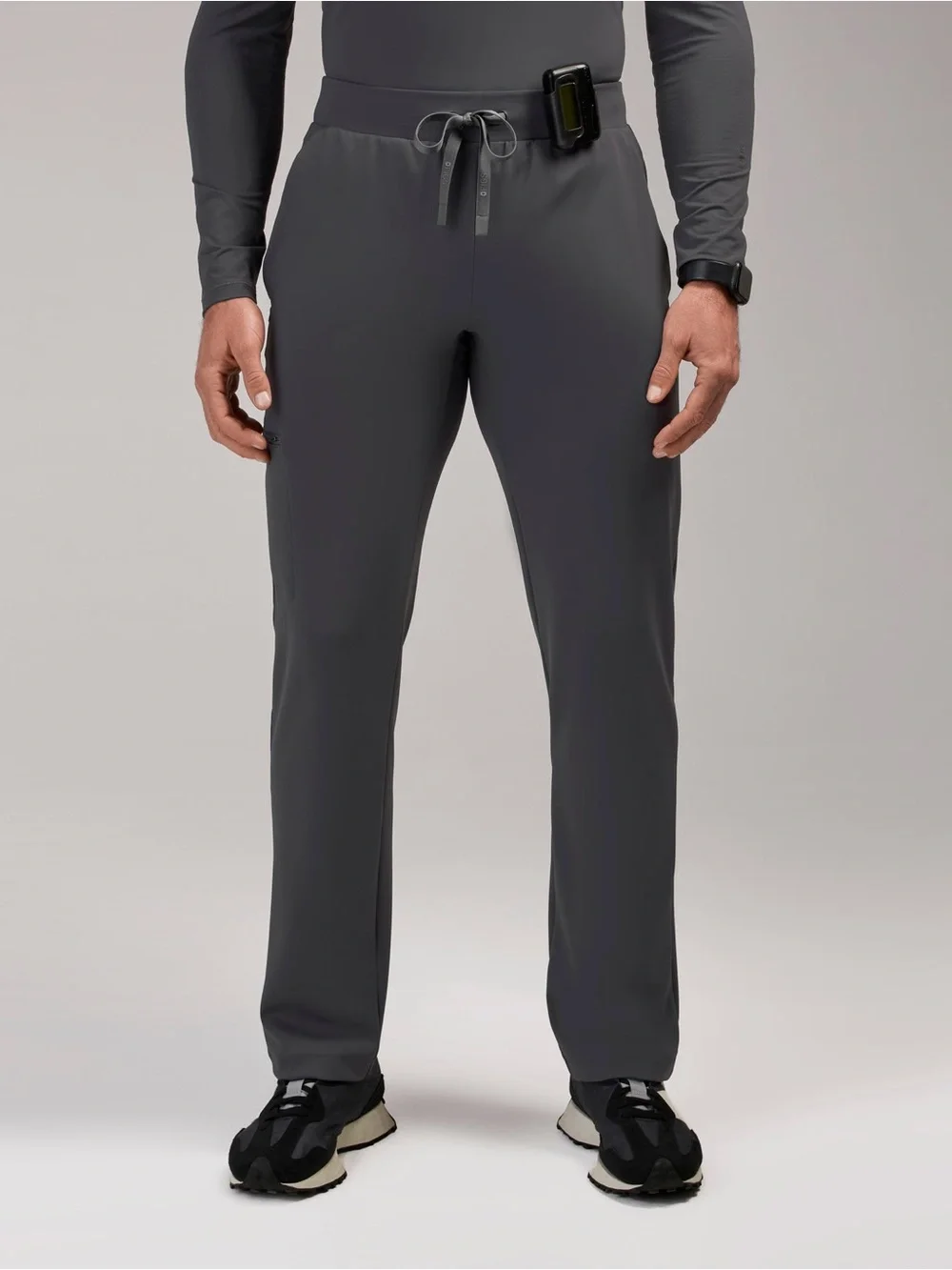FIGS FORMx Men’s Norris Straight Leg Scrub Pant in Charcoal Size Small NWT